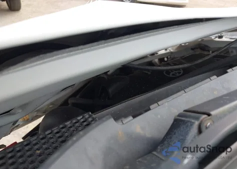 2002 Toyota Echo из США, поврежденный, VIN JTDBT123125025573